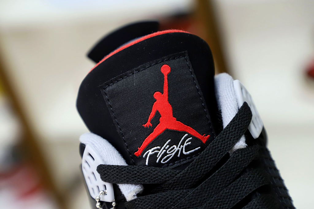 Air Jordan 4 Retro Bred