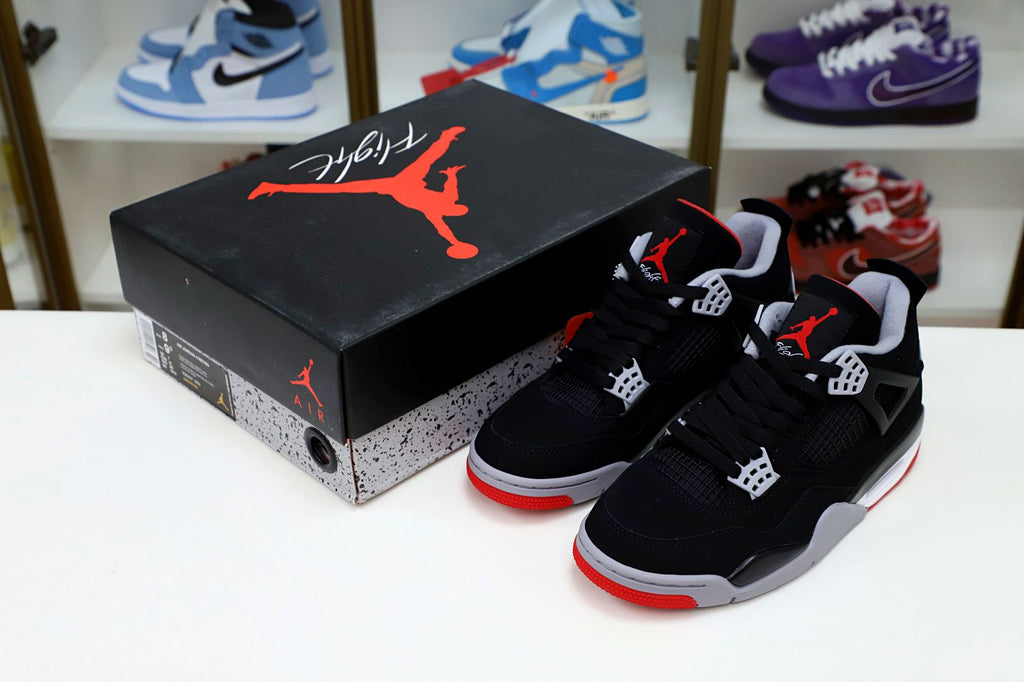 Air Jordan 4 Retro Bred