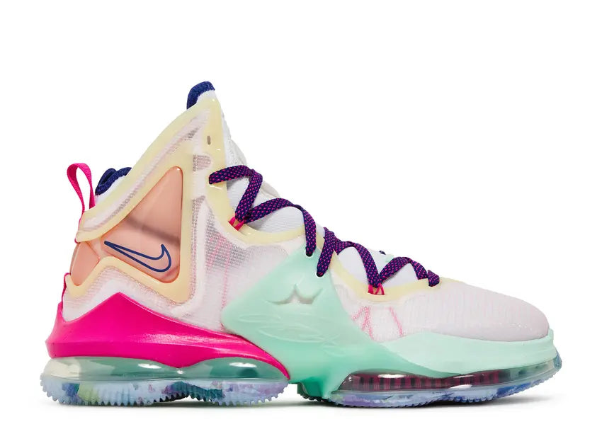 Nike LeBron 19 Valentines Day (UA)