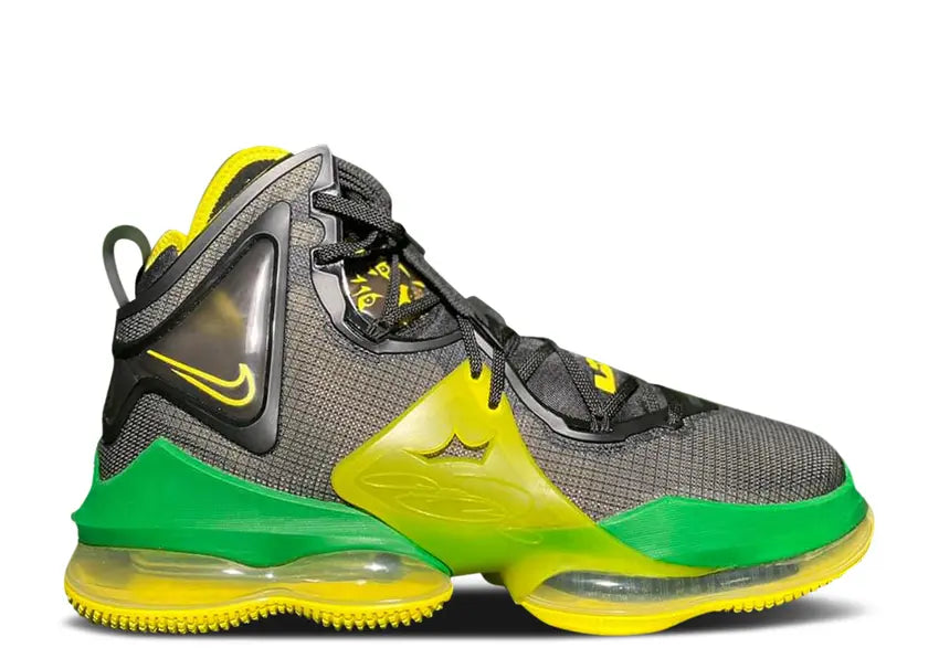 Nike LeBron 19 Oregon Away PE (UA)