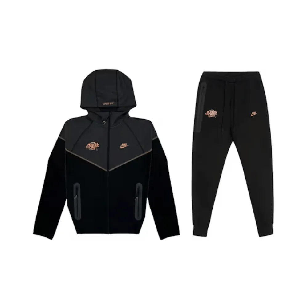 Nike Sportswear Tech Fleece x Central Cee Syna World.