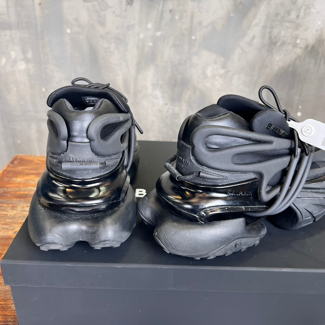 Balmain Unicorn Low Black  (UA)