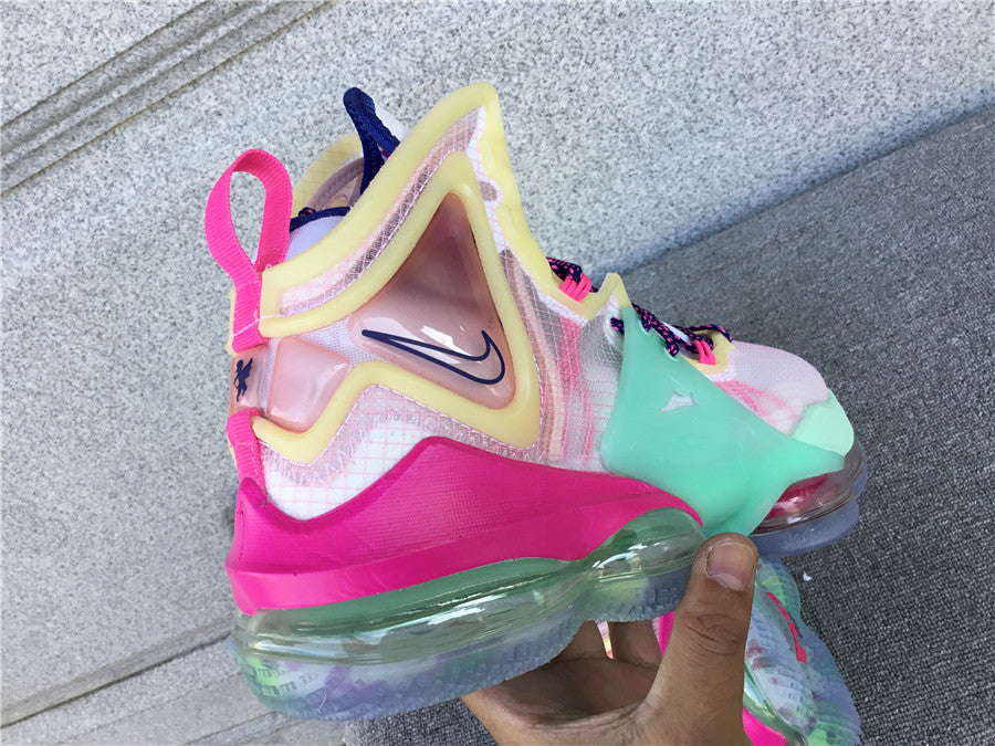 Nike LeBron 19 Valentines Day (UA)