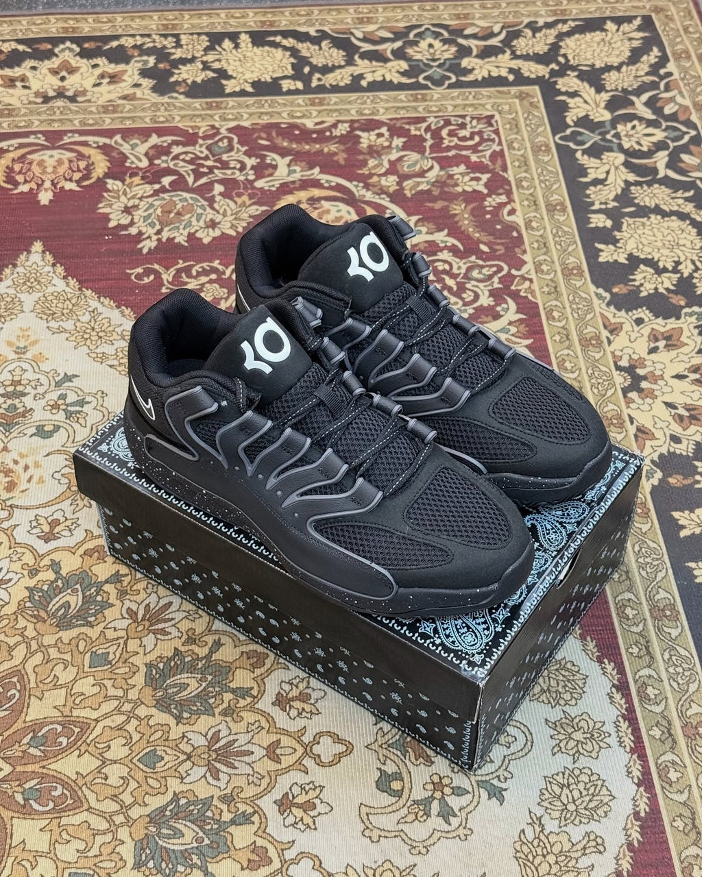 Nike KD18 "Triple Black" (UA)