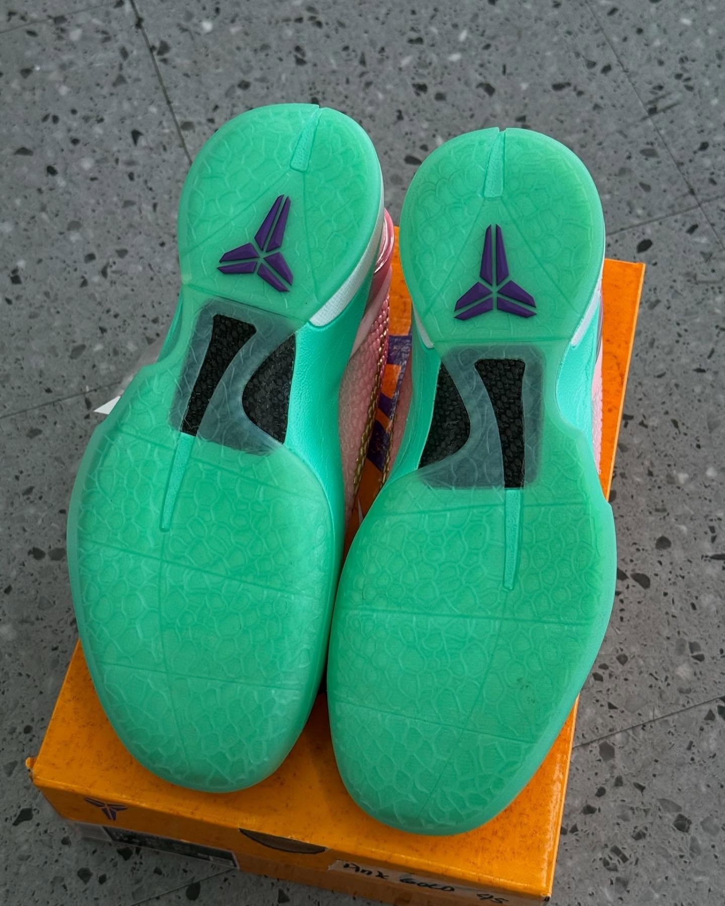 Nike Kobe 6 'Peach Green (UA)