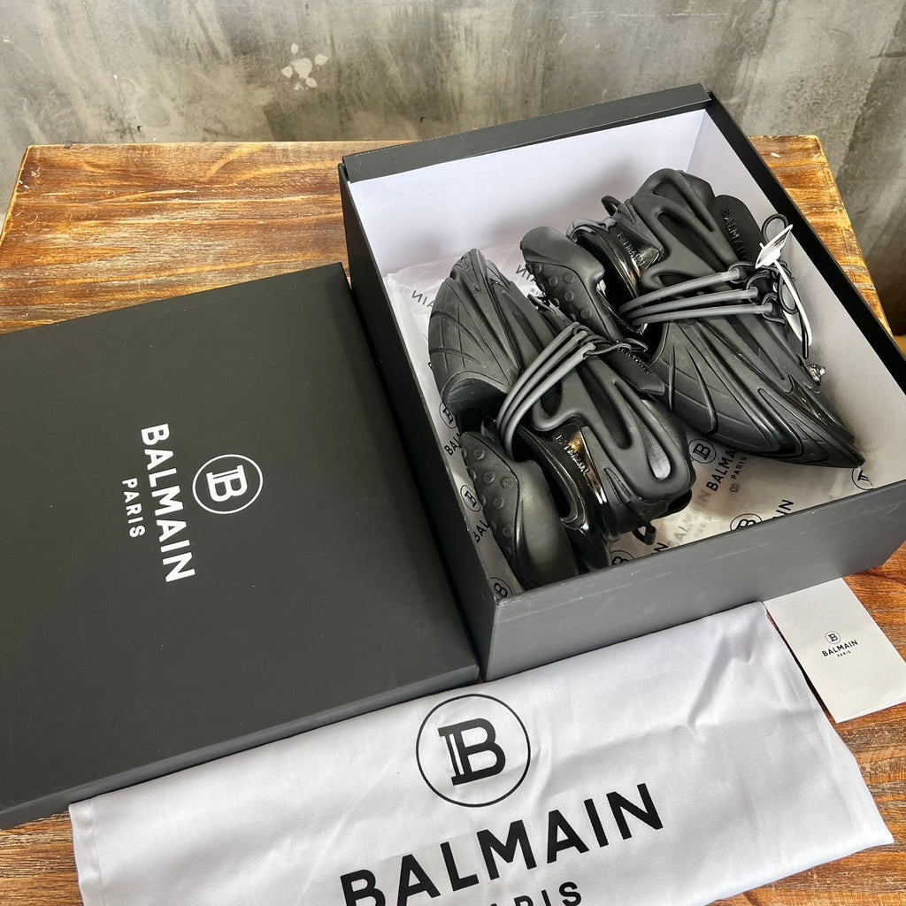 Balmain Unicorn Low Black  (UA)
