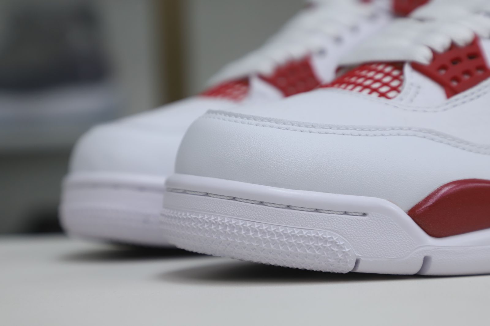 Air Jordan 4 Retro Alternate 89