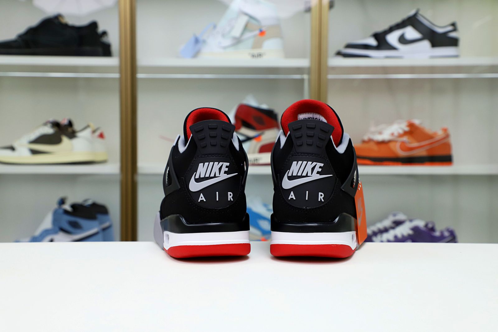 Air Jordan 4 Retro Bred
