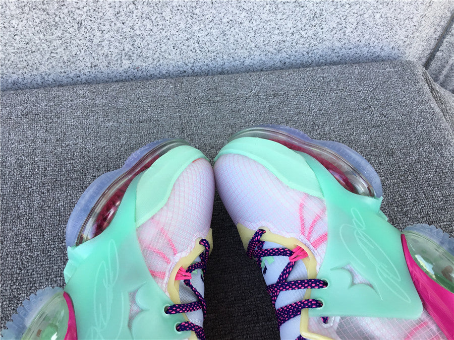 Nike LeBron 19 Valentines Day (UA)