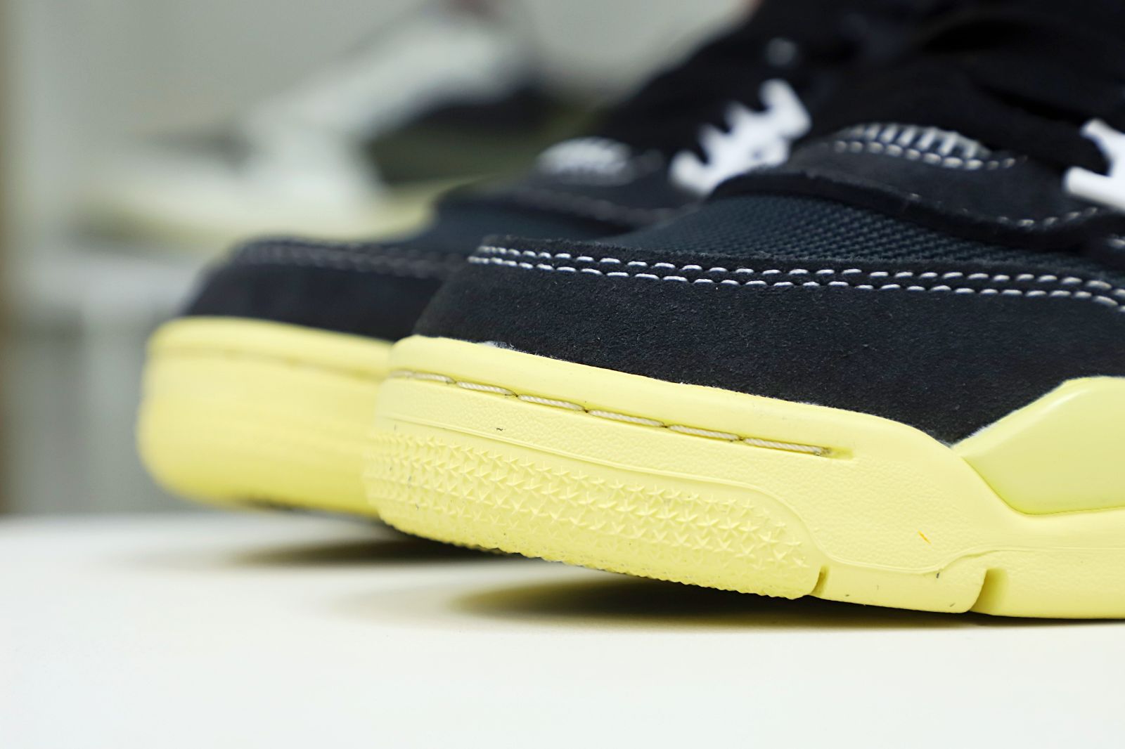 UNION LA x Air Jordan 4 “Off-Noir”