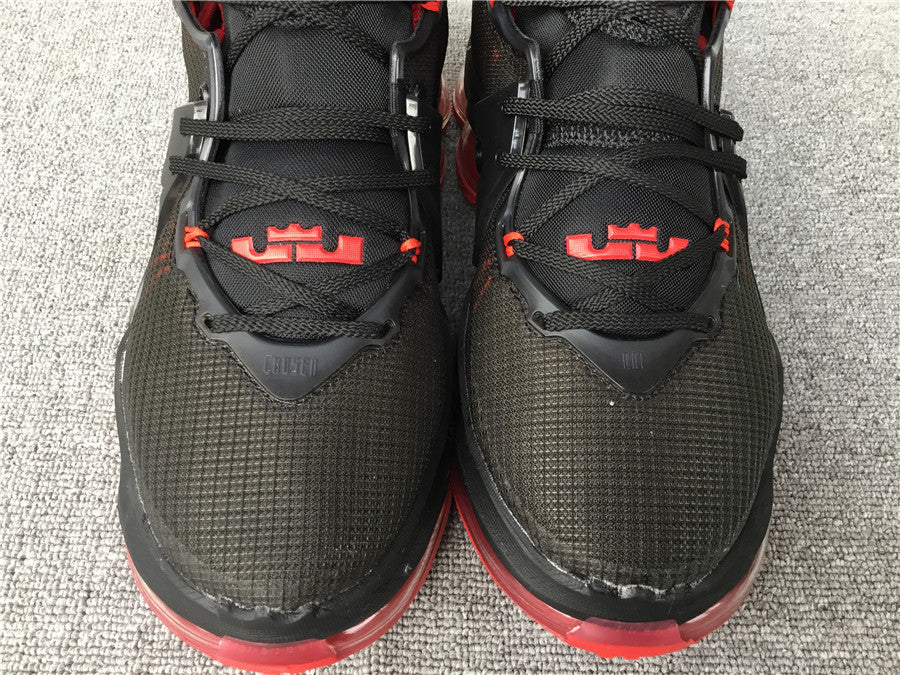 Nike LeBron 19 GS Bred (UA)