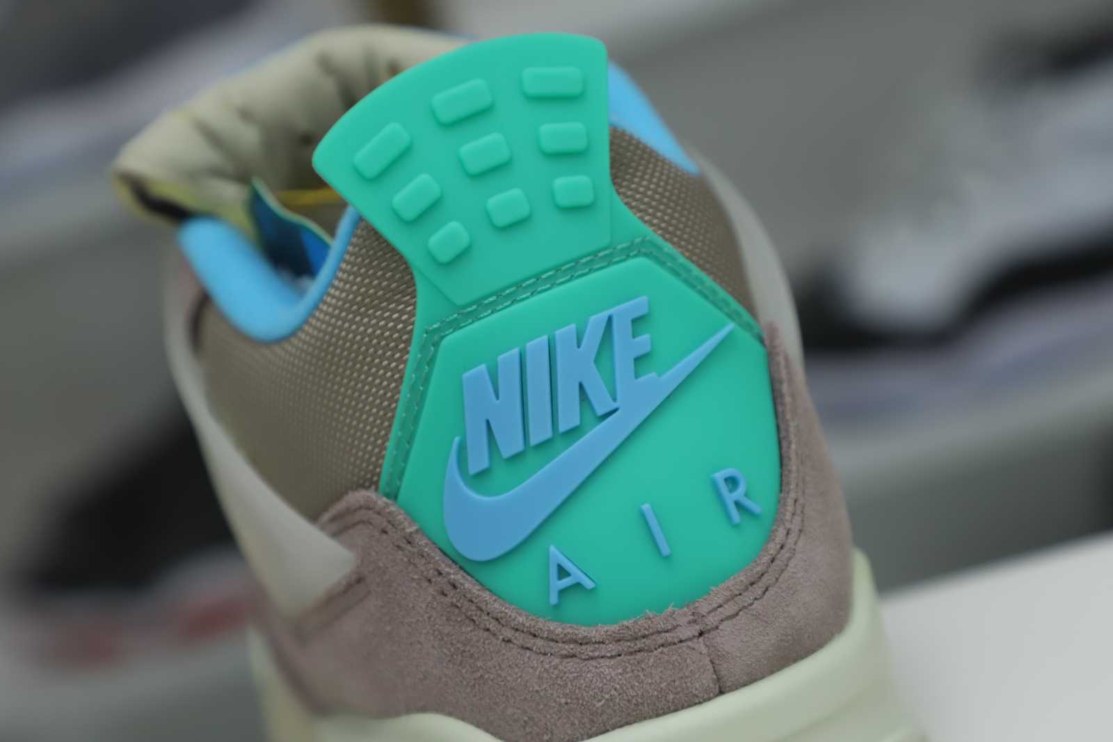 Union LA x Air Jordan 4 Retro Taupe Haze 2021