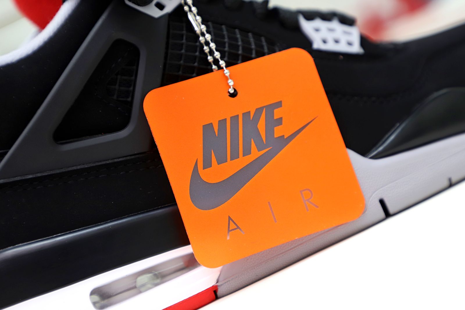Air Jordan 4 Retro Bred