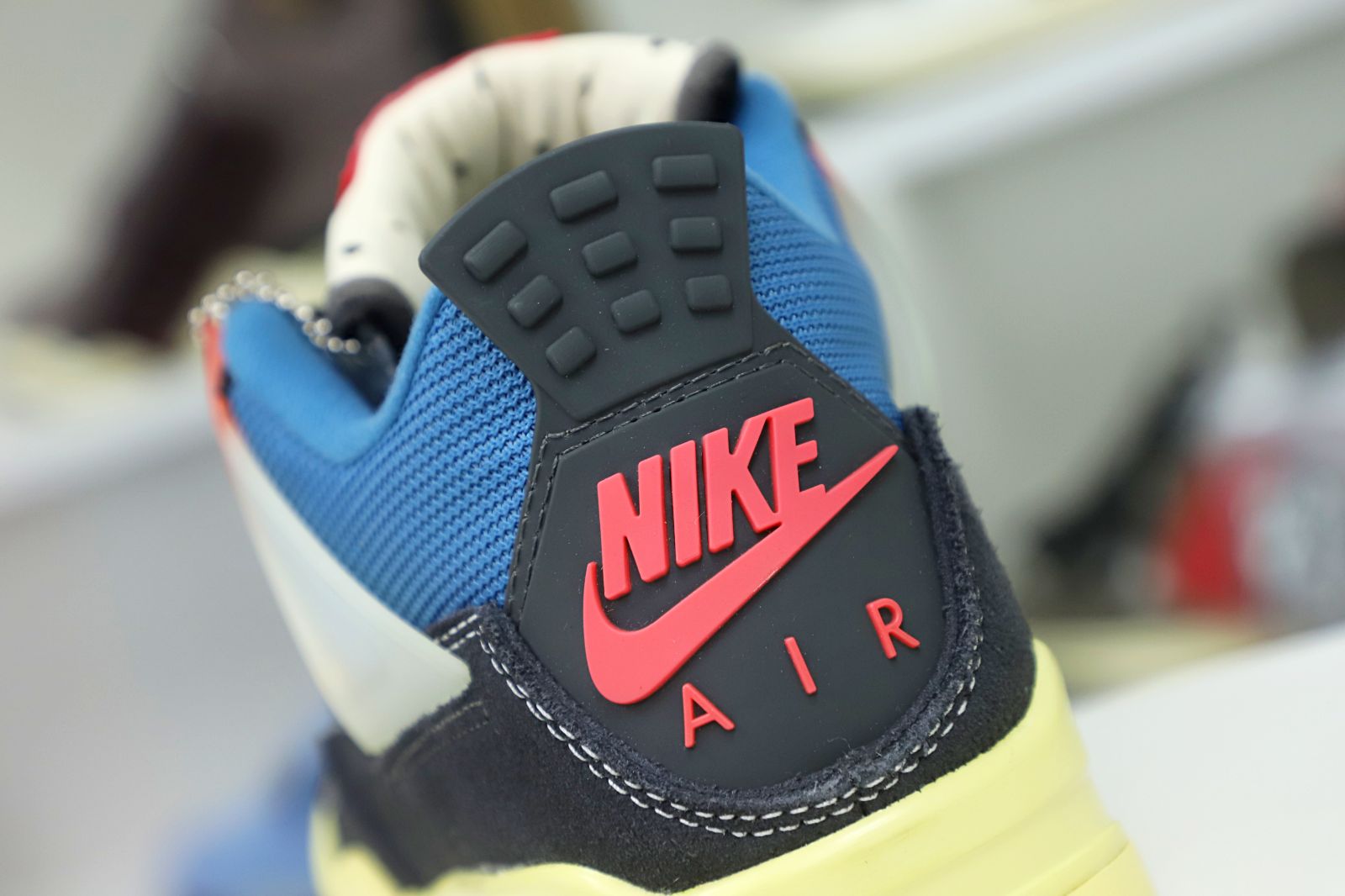 UNION LA x Air Jordan 4 “Off-Noir”