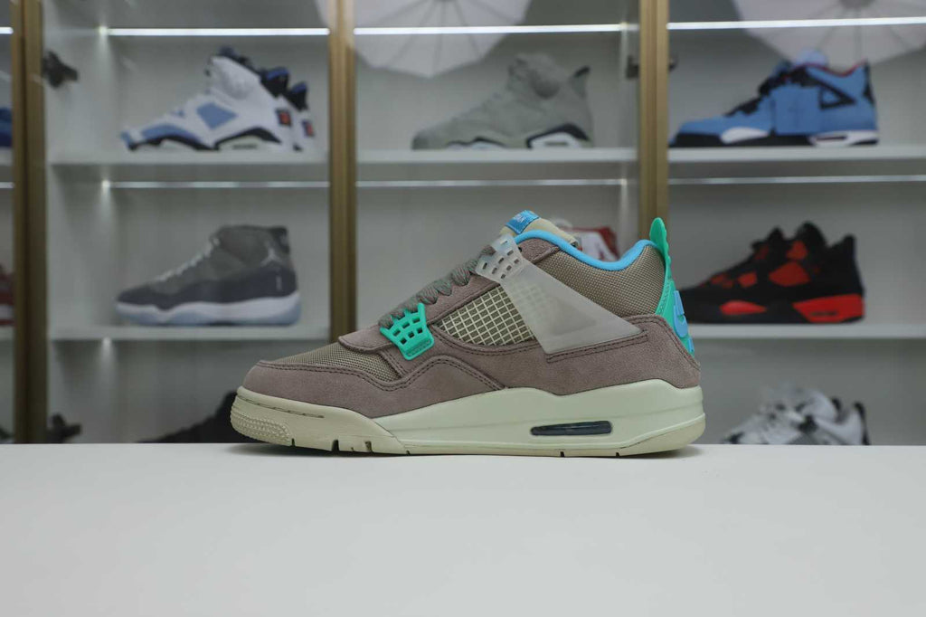 Union LA x Air Jordan 4 Retro Taupe Haze 2021