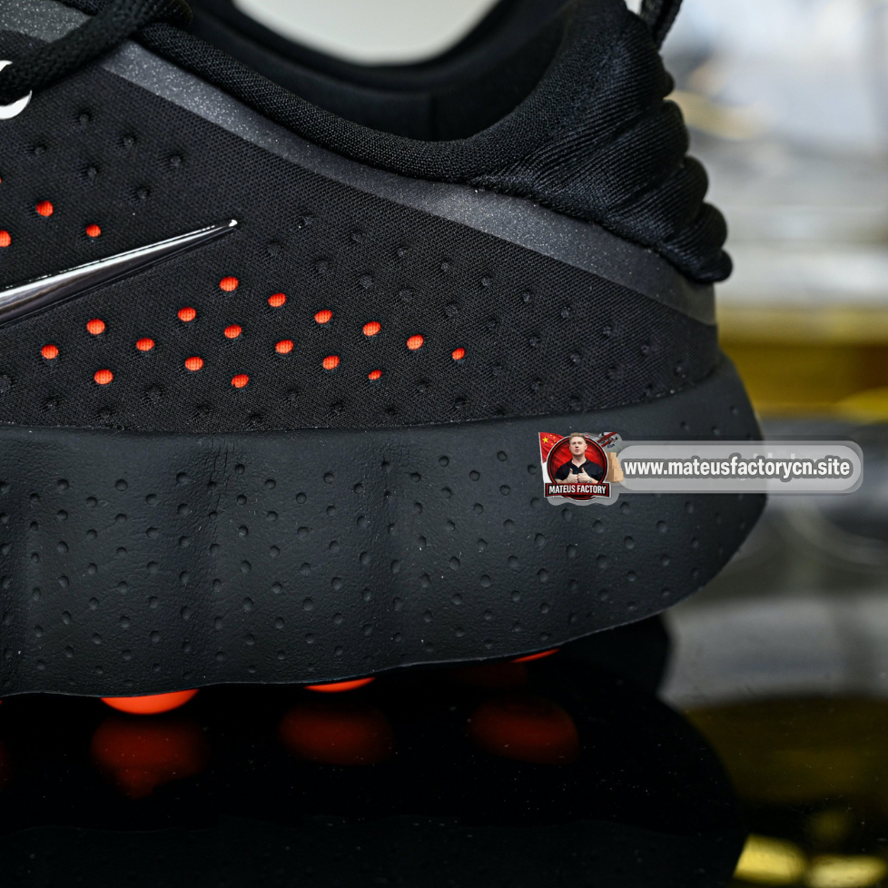 Nike Mind 002 Black Hyper Crimson  (UA)