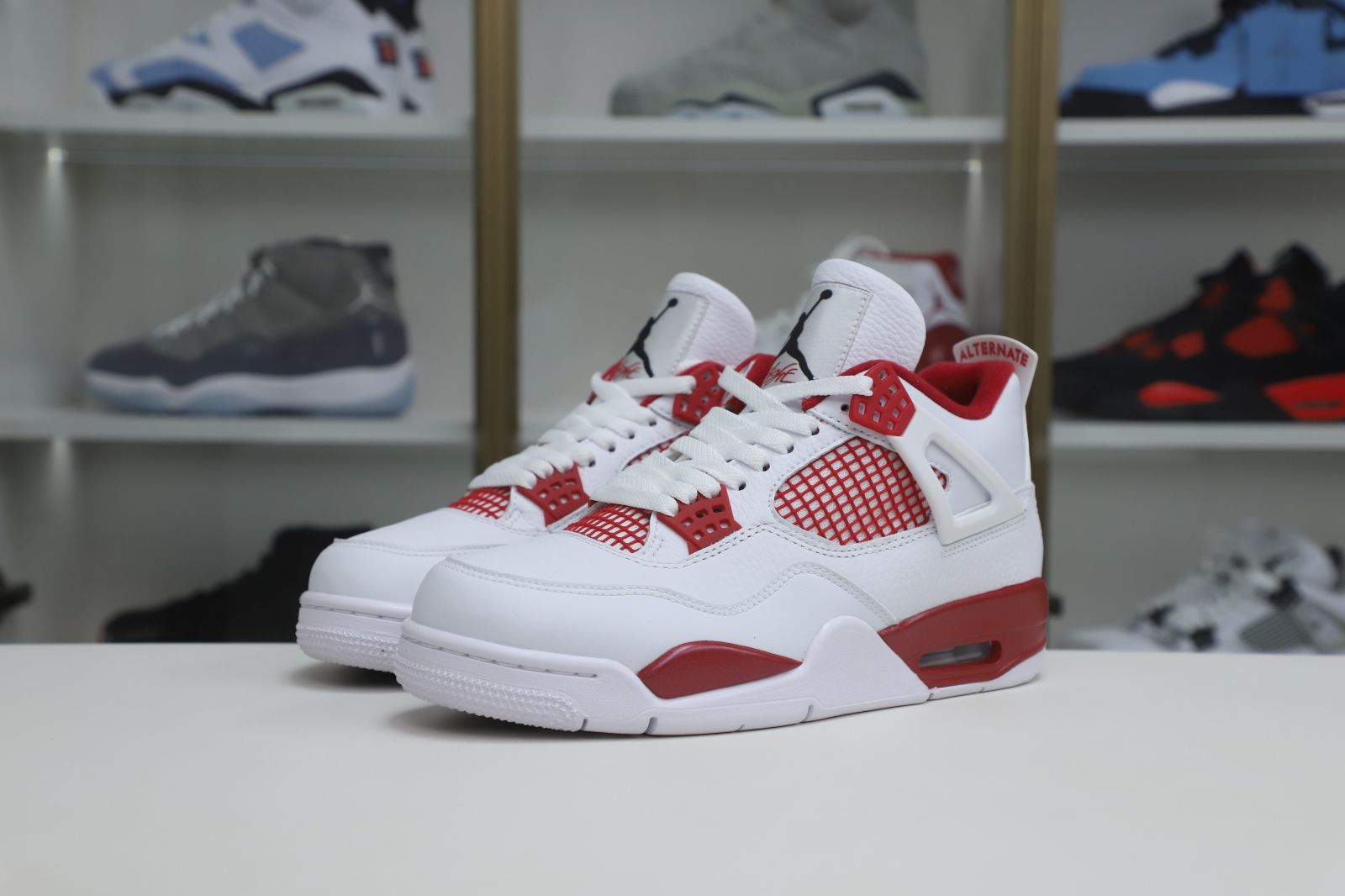 Air Jordan 4 Retro Alternate 89