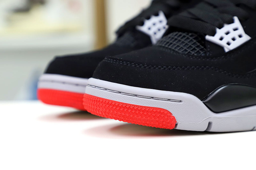 Air Jordan 4 Retro Bred