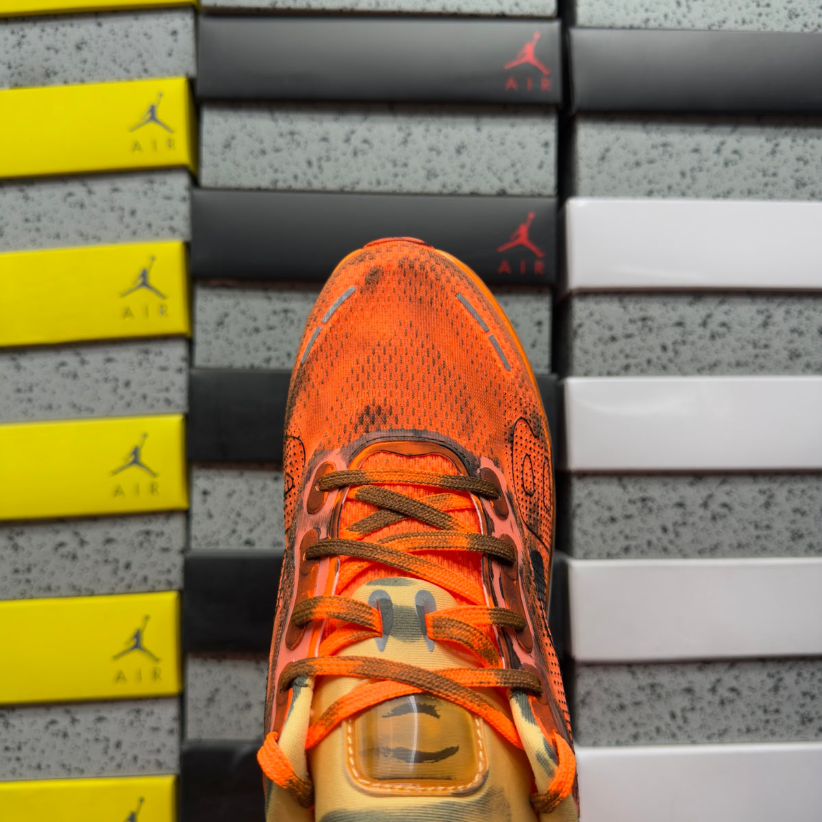 Nike Melitta Baumeister X Wmns Vomero Premium Total Orange (UA)