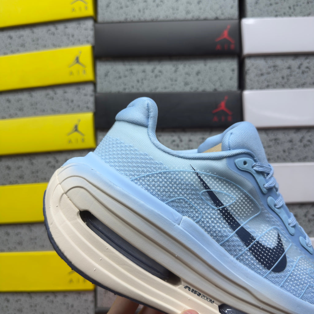 Nike Wmns Vomero Premium Aluminum (UA)