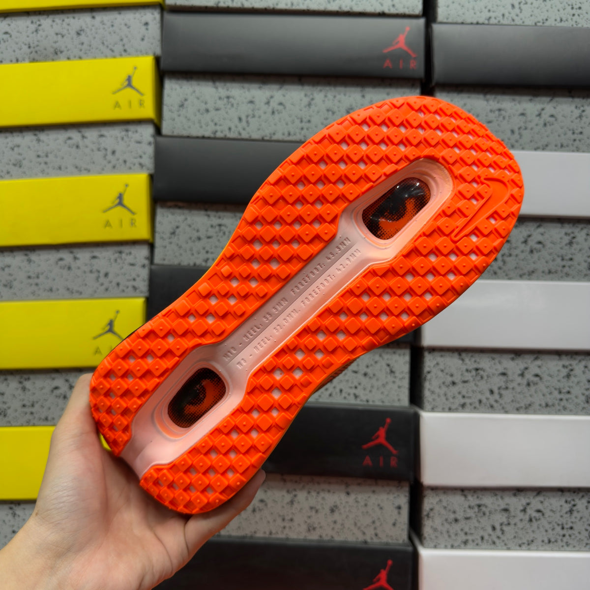Nike Melitta Baumeister X Wmns Vomero Premium Total Orange (UA)