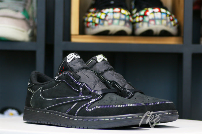 Travis Scott x Nike Air Jordan 1 Low OG “Black/Phantom”