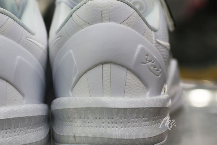 Nike Kobe 8 Protro Halo