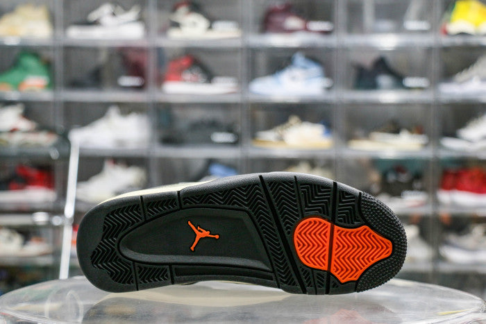 Air Jordan 4 Retro 'Undefeated' 2005