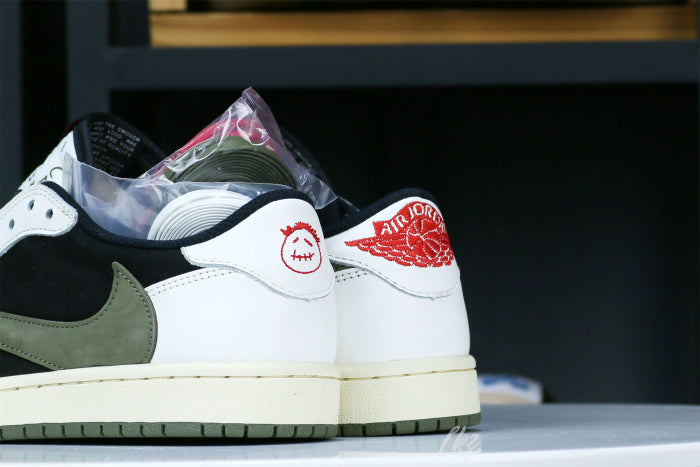 Travis Scott x Air Jordan 1 Low OG SP WMNS Olive