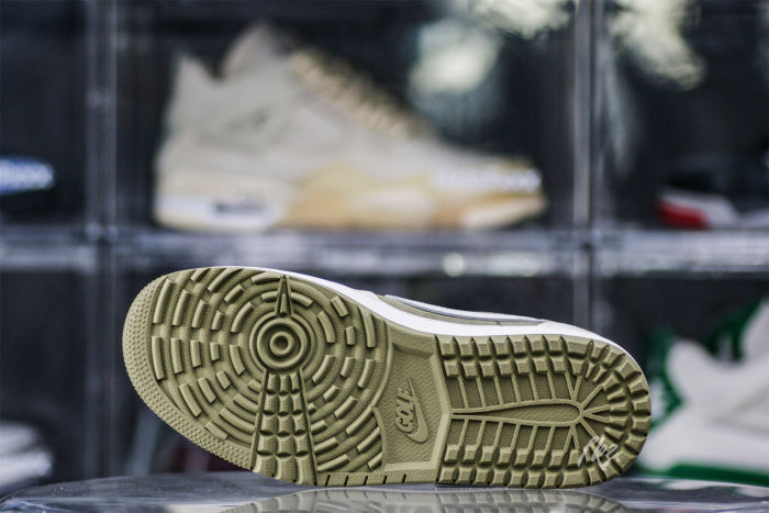 Travis Scott x Air Jordan 1 Low Golf Neutral Olive