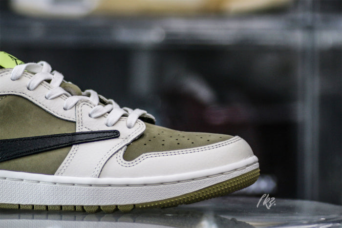 Travis Scott x Air Jordan 1 Low Golf Neutral Olive