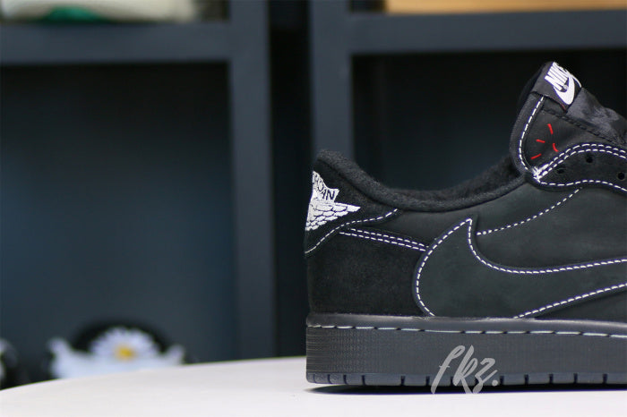 Travis Scott x Nike Air Jordan 1 Low OG “Black/Phantom”
