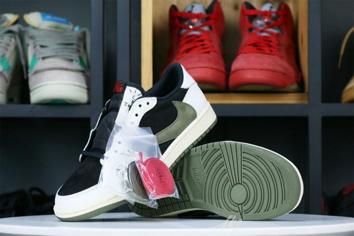 Travis Scott x Air Jordan 1 Low OG SP WMNS Olive