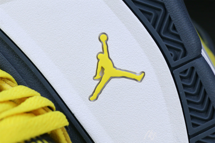 Air Jordan 4 Retro Lightning
