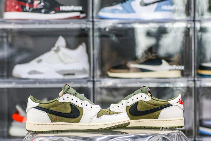 Travis Scott x Air Jordan 1 'Oliva Médio'