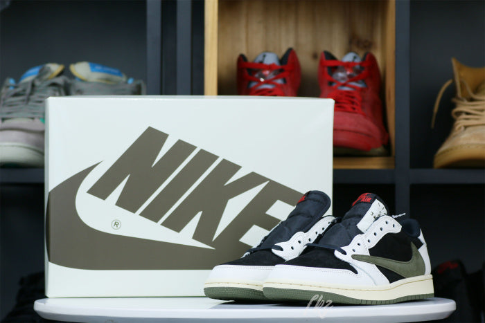 Travis Scott x Air Jordan 1 Low OG SP WMNS Olive