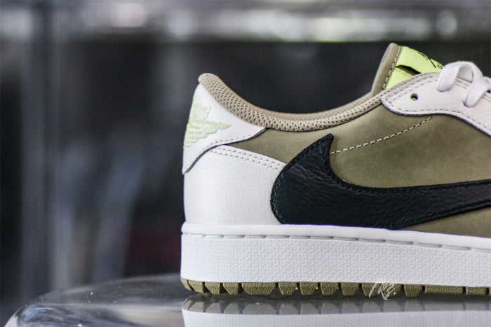 Travis Scott x Air Jordan 1 Low Golf Neutral Olive