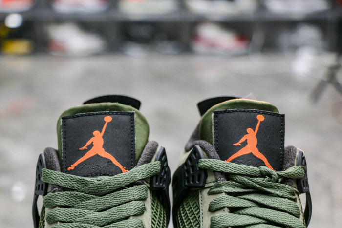 Air Jordan 4 Retro 'Undefeated' 2005