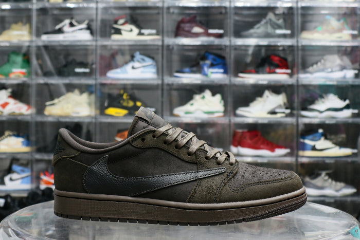 Travis Scott x Air Jordan 1 Low OG “Velvet Brown”