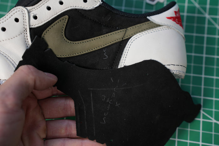 Travis Scott x Air Jordan 1 Low OG SP WMNS Olive