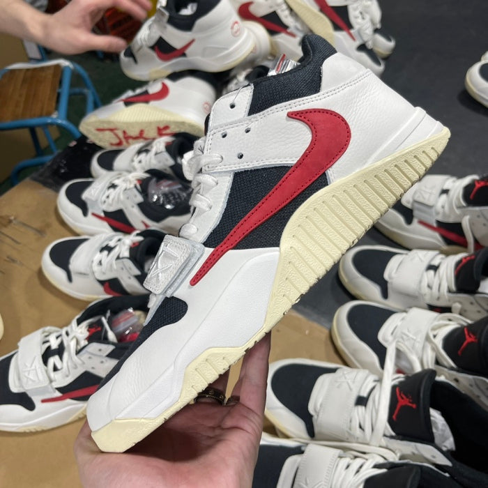 Travis Scott x Air Jordan Jumpman Jack University Red