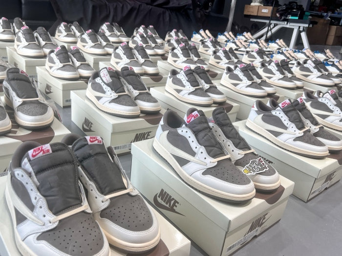 Travis Scott x Air Jordan 1 Low OG Reverse Mocha