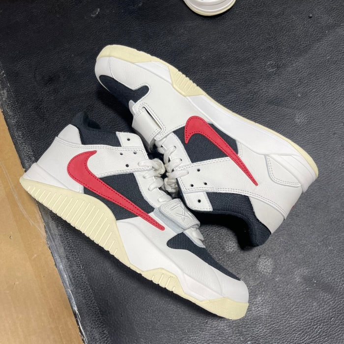 Travis Scott x Air Jordan Jumpman Jack University Red