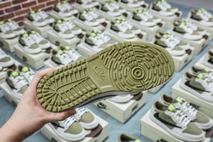 Travis Scott x Air Jordan 1 Low Golf Neutral Olive