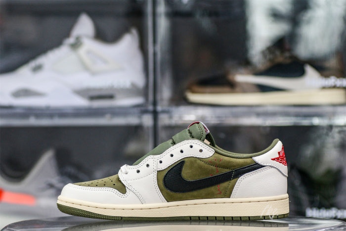 Travis Scott x Air Jordan 1 'Oliva Médio'