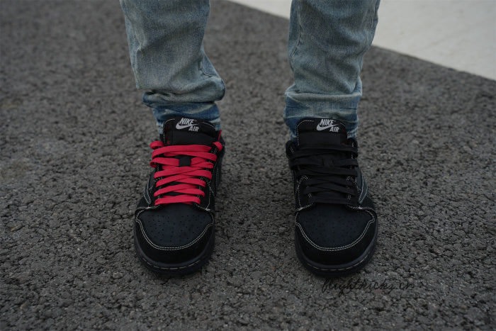 Travis Scott x Nike Air Jordan 1 Low OG “Black/Phantom”