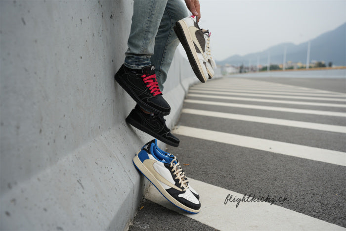Travis Scott x Nike Air Jordan 1 Low OG “Black/Phantom”