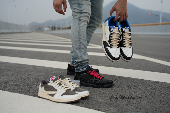 Travis Scott x Nike Air Jordan 1 Low OG “Black/Phantom”