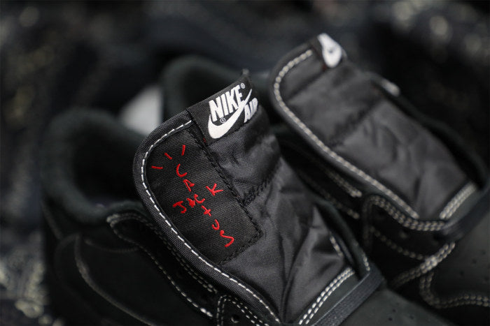 Travis Scott x Nike Air Jordan 1 Low OG “Black/Phantom”