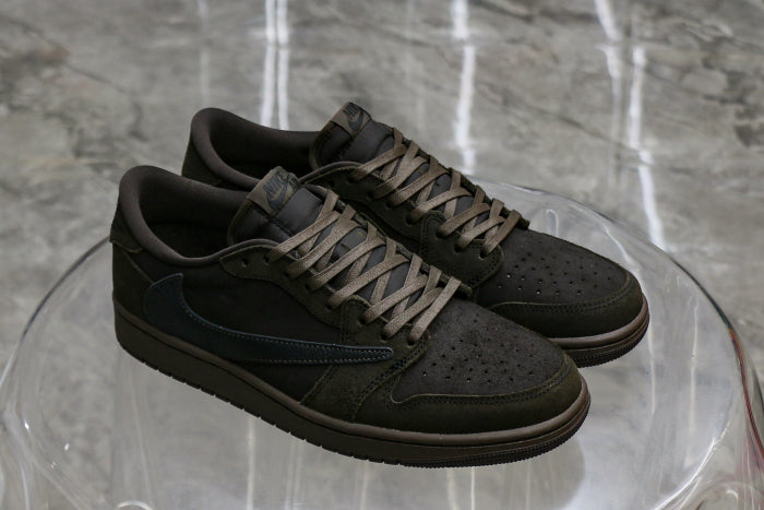 Travis Scott x Air Jordan 1 Low OG “Velvet Brown”